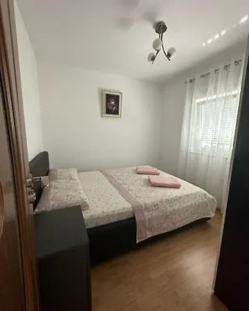 Holiday Home Lavanda Pula Exterior photo
